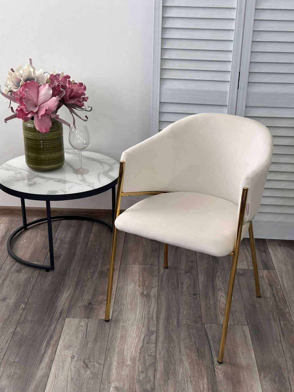 Стул М-City DISAUR Дилл (Dill) Momo-01 Молочный, Велюр "Беспальчиковый", Золотой каркас