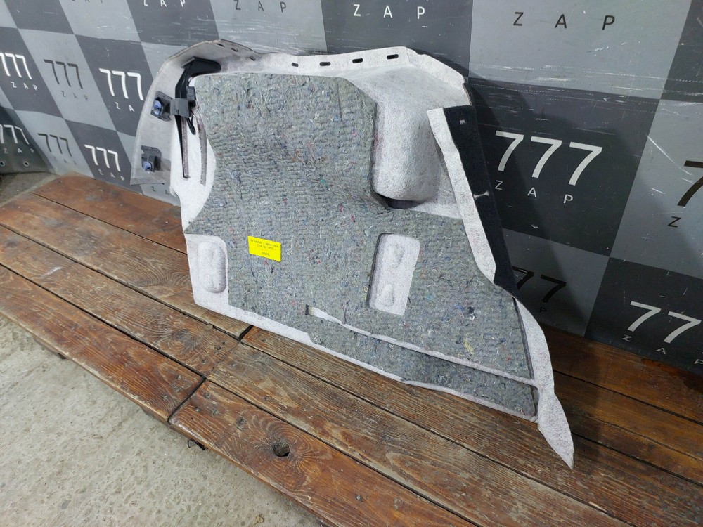 Обшивка багажника правая 5дв. Opel Astra H 04-14 Б/У Оригинал 13252210