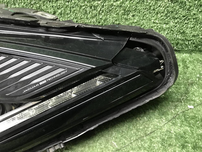 Битая Фара левая Jaguar E-PACE (2017-2021.) LED