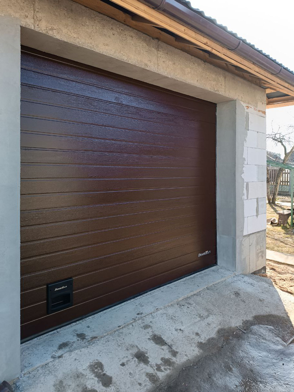 Секционные ворота