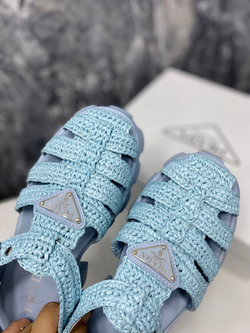 Сандали Prada