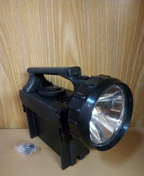 Фонарь-миниэлектростанция СВЭЛ