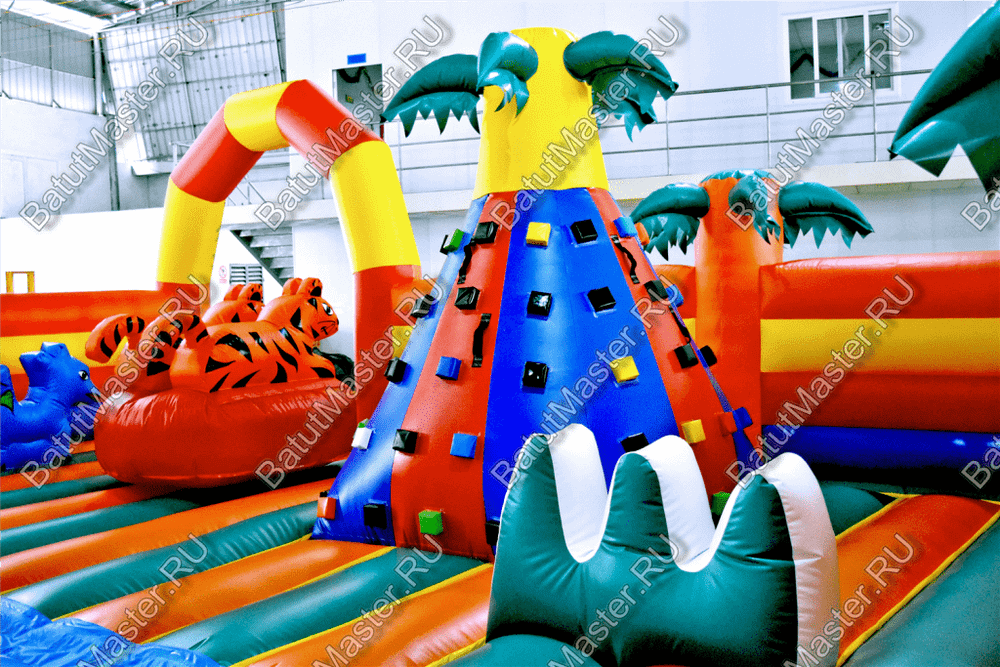 Коммерческий надувной батут "Змей Горыныч 3" 23*11*10 м