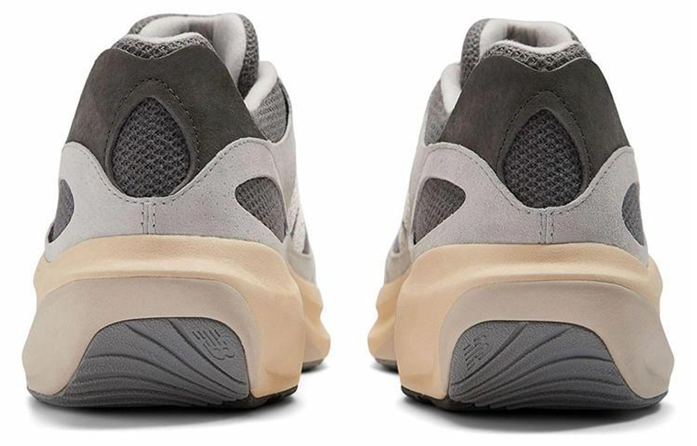 Кроссовки New Balance Warped Runner