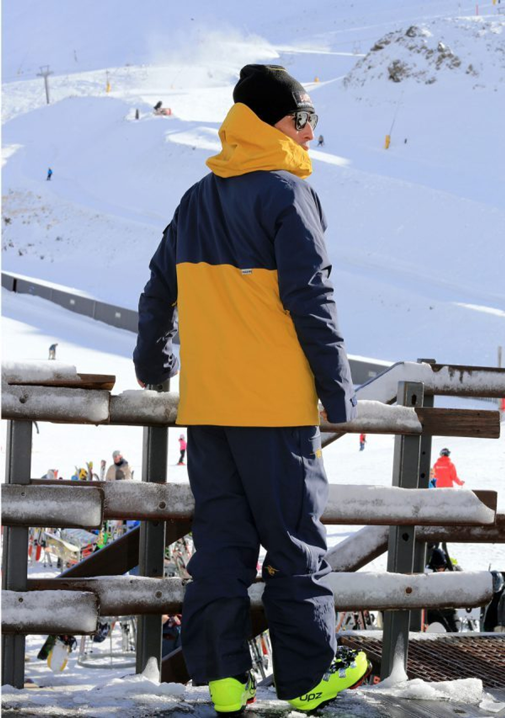 SG 3 LAYER SNOWBOARD JACKET 39 900 Hardsnowboard