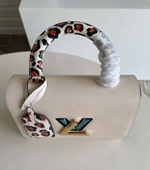 Louis Vuitton Twist MM