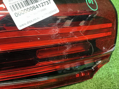 Фонарь правый внутренний Porsche Cayenne 958 14-18