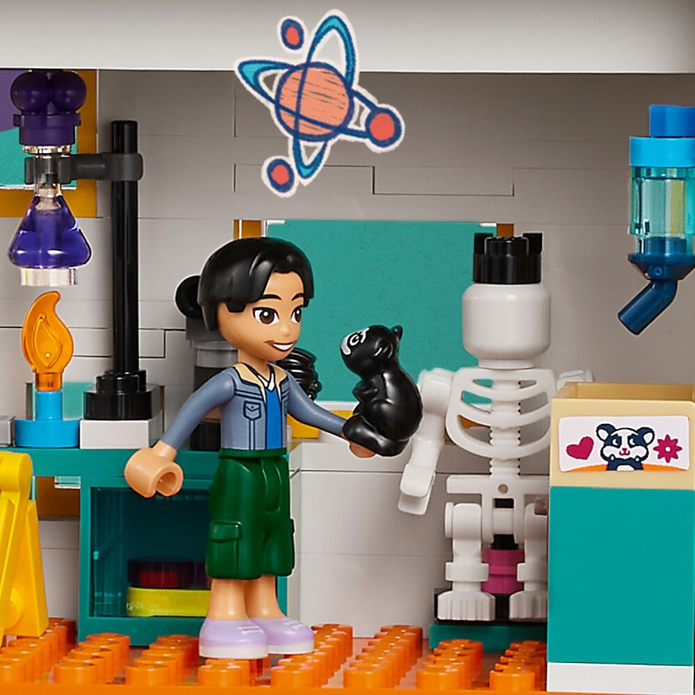 LEGO Friends — Международная школа Хартлейк 41731 / артикул   41731  / GTIN 5702017415178