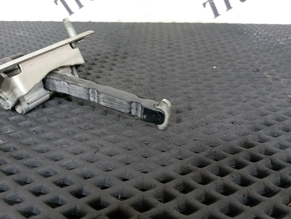 Ограничитель двери 2020г.