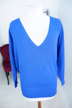 Джемпер By Swan красивого цвета, визуально 48/50 размер