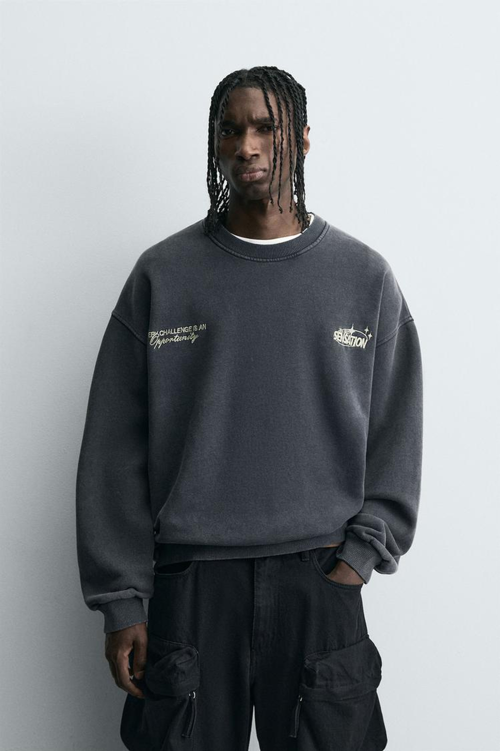 ZARA ТОЛСТОВКА С КОМБИНИРОВАННЫМ ПРИНТОМ, ТЕМНЫЙ АНТРАЦИТ