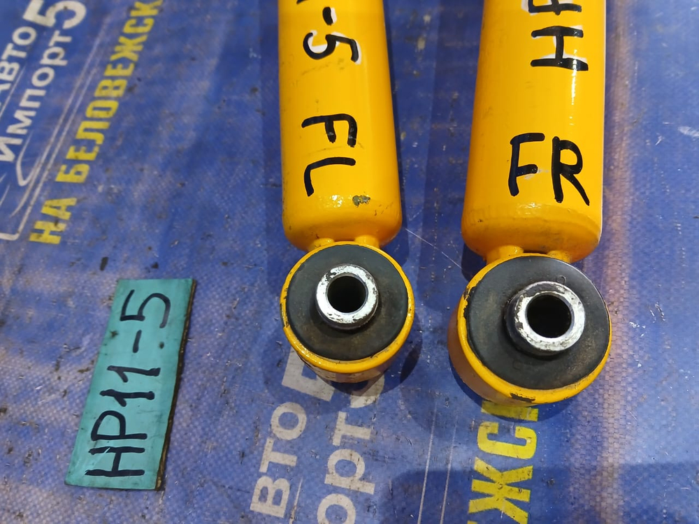 Стойка передняя левая NISSAN PRIMERA 1998