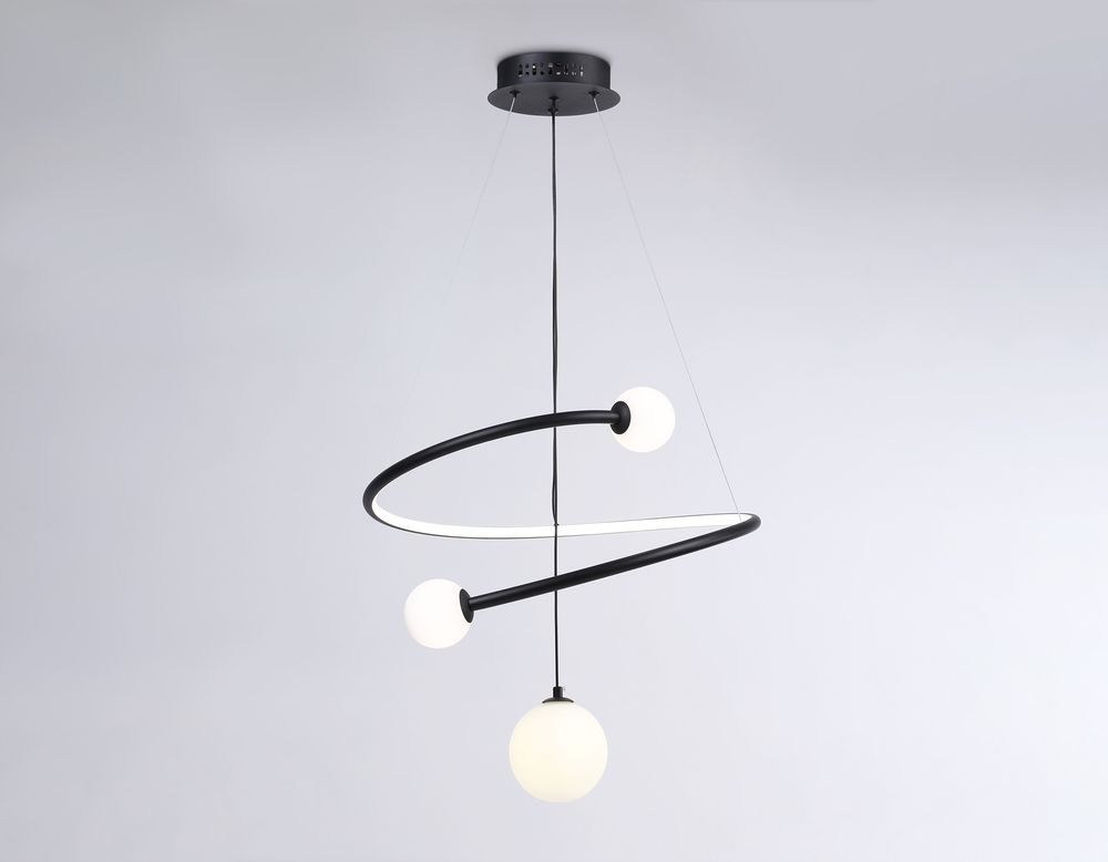 Ambrella Подвесной светодиодный светильник с пультом управления LineTech FL66303