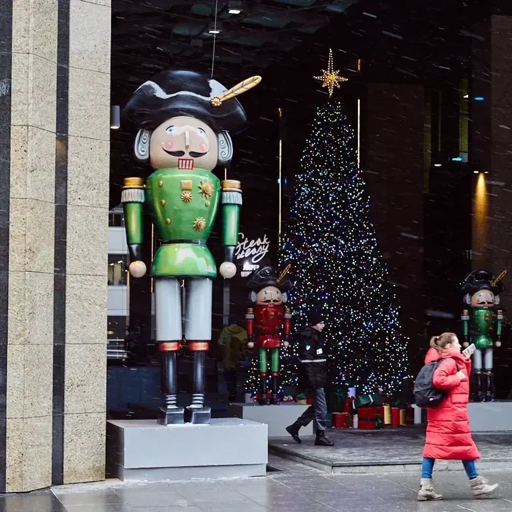 большой щелкунчик солдатик