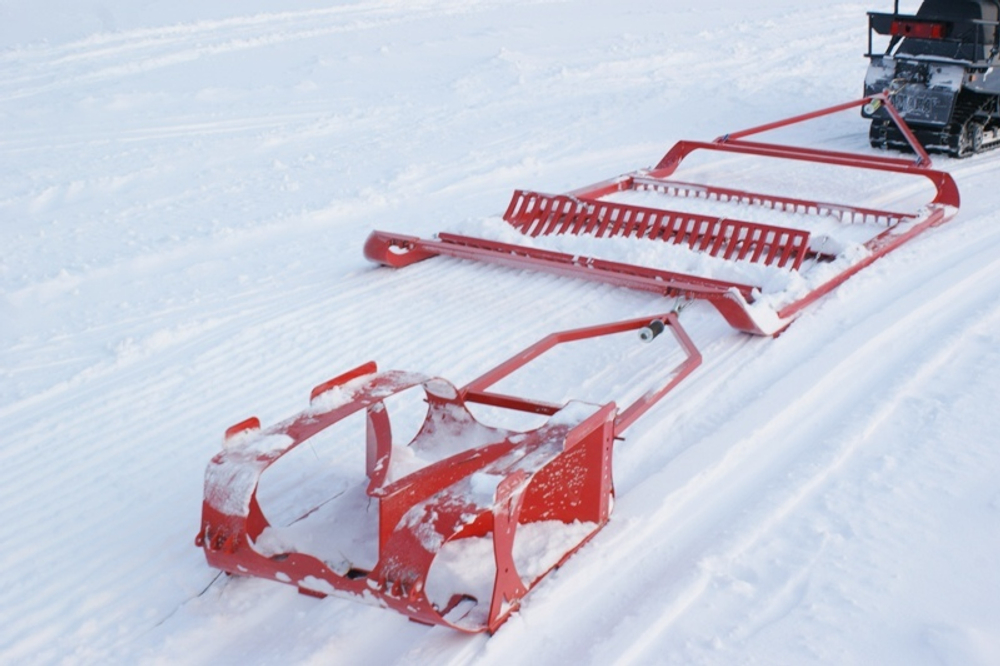 Борона для прокладки лыжни коньковым ходом