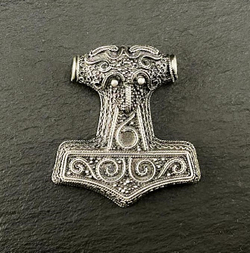 Мьёльнир. о. Сконе 9-10 в. (Аg)