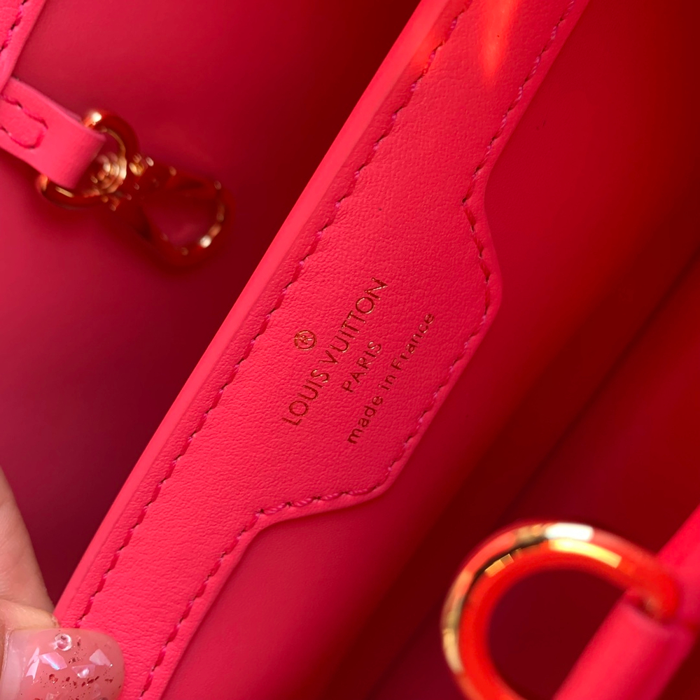 Louis Vuitton Capucines BB