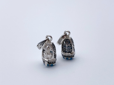 Ладанка из серебра/Чернение/С подвижным ухом/Со вставкой из красного фианита/Матрона