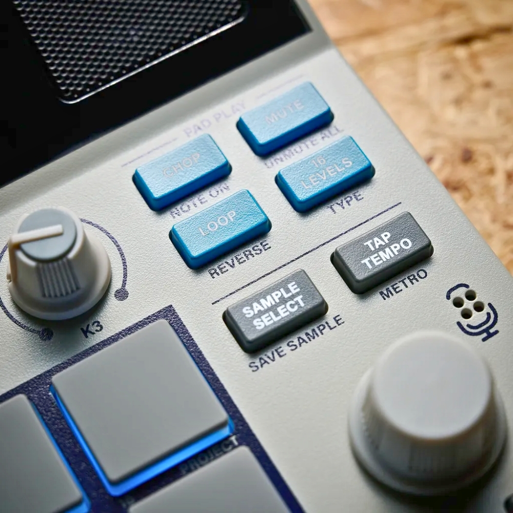 Akai Professional MPC Sample