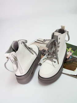 Ботинки женские демисезонные