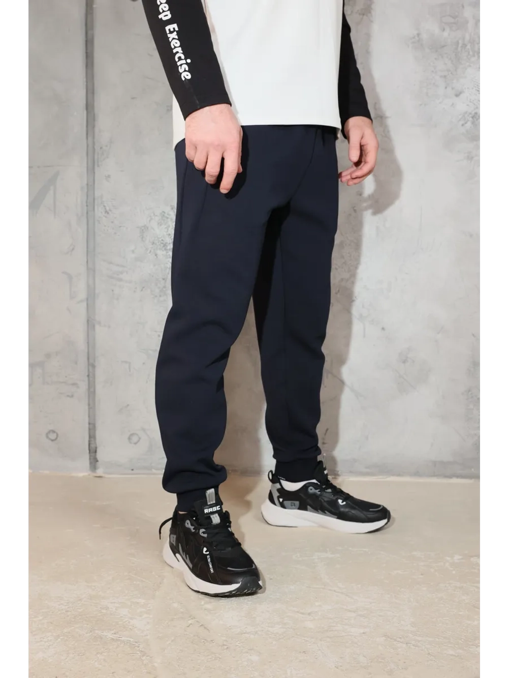 Спортивные брюки