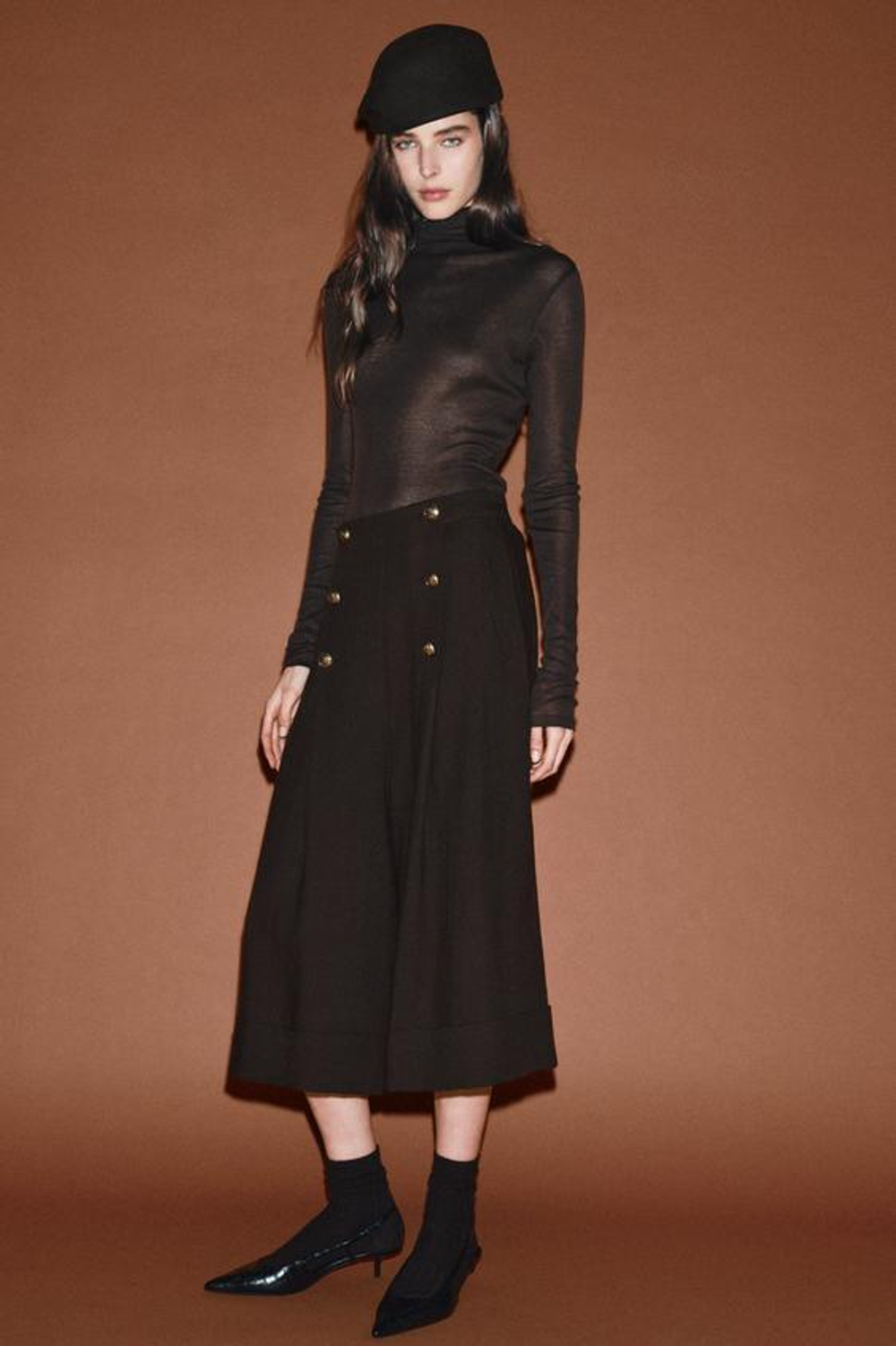 ZARA ДЛИННЫЕ ШОРТЫ С ПУГОВИЦАМИ ИЗ 100% ШЕРСТИ — ZW COLLECTION, ТЕМНО-КОРИЧНЕВЫЙ