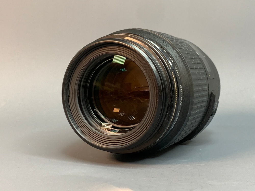 Canon EF 100mm 2.8 Macro USM
