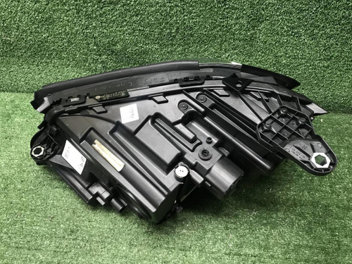 Фара правая Mercedes E W213 (2016-2021) LED