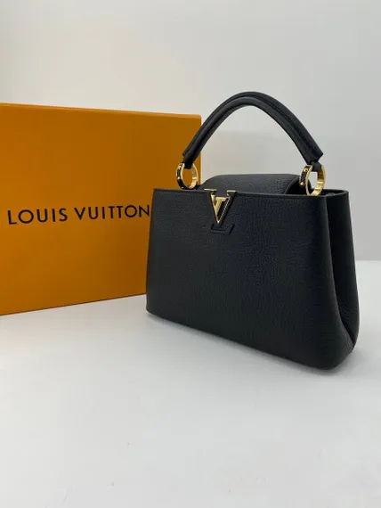 Сумка женская Louis Vuitton Capucines BB черный