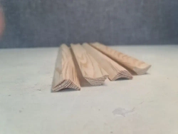 Плинтус деревянный потолочный (сосна) сорт Экстра 13х30х1000 мм, 10 шт.