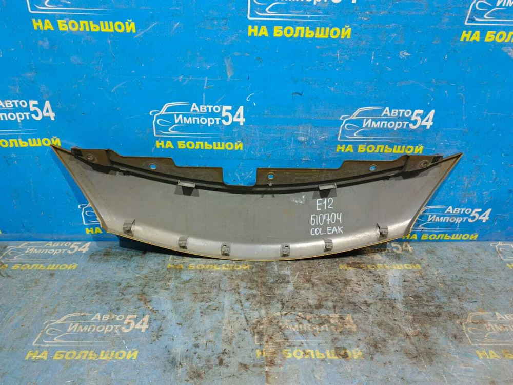 Решетка радиатора NISSAN NOTE 2012-2016
