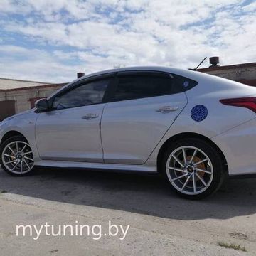 Накладки на пороги QUANT для Hyundai Solaris II