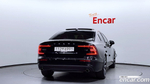Volvo S60 3 Generation T5 Momentum (04.2020)