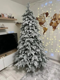 Ель искусственная Царь елка Беверли стройная заснеженная 210 см