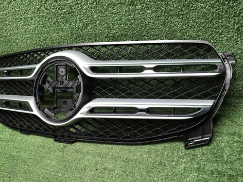 Решетка радиатора Mercedes GLE V167 (2018-2024)