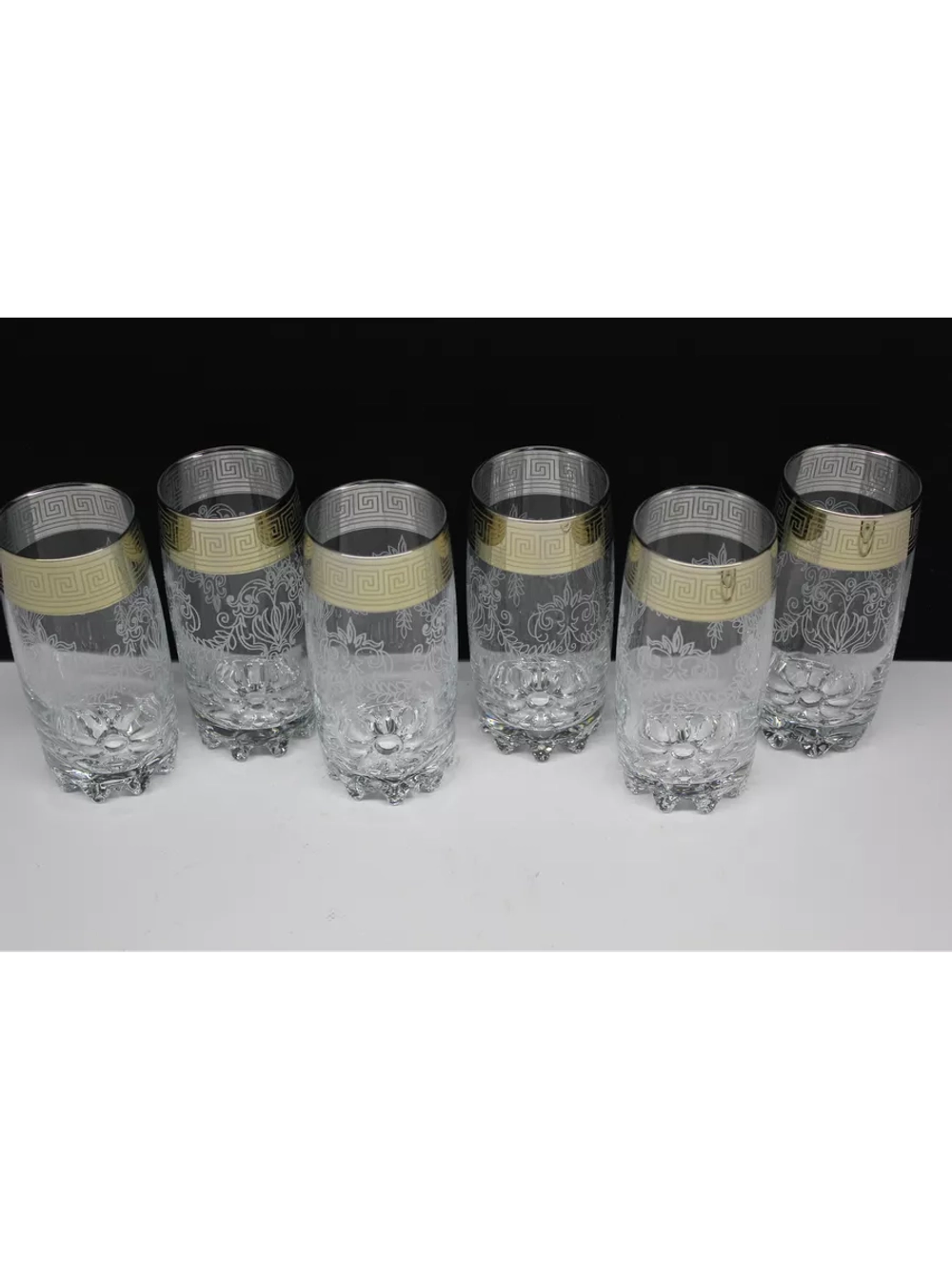 Набор стаканов