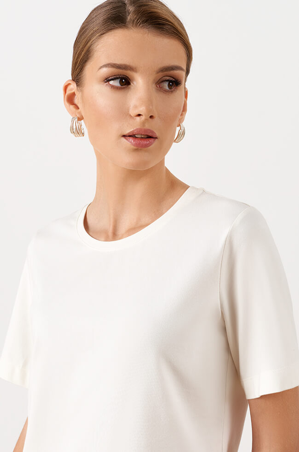 23015 Джемпер женский (молочный)