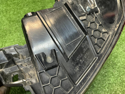 Фонарь левый внешний Toyota RAV4 5 XA50 (18-нв)