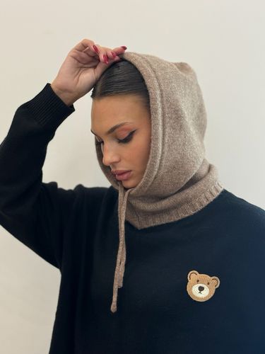 Капор из шерсти и кашемира в цвете капучино