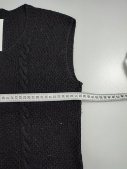 Жилетка вязаная на 12/14 лет