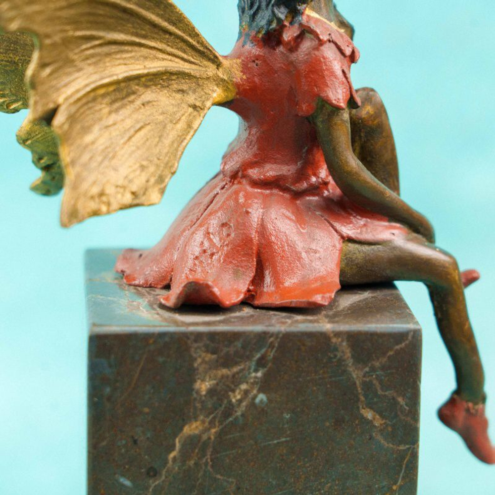 Декоративная статуэтка «Мечтающая фея»