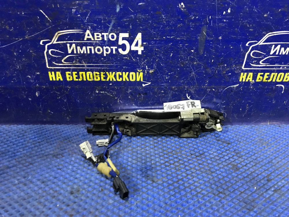 Ручка двери передней правой внешняя NISSAN SERENA 2016-2022