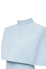 “Soulmuse” Короткий кейп на плечи.