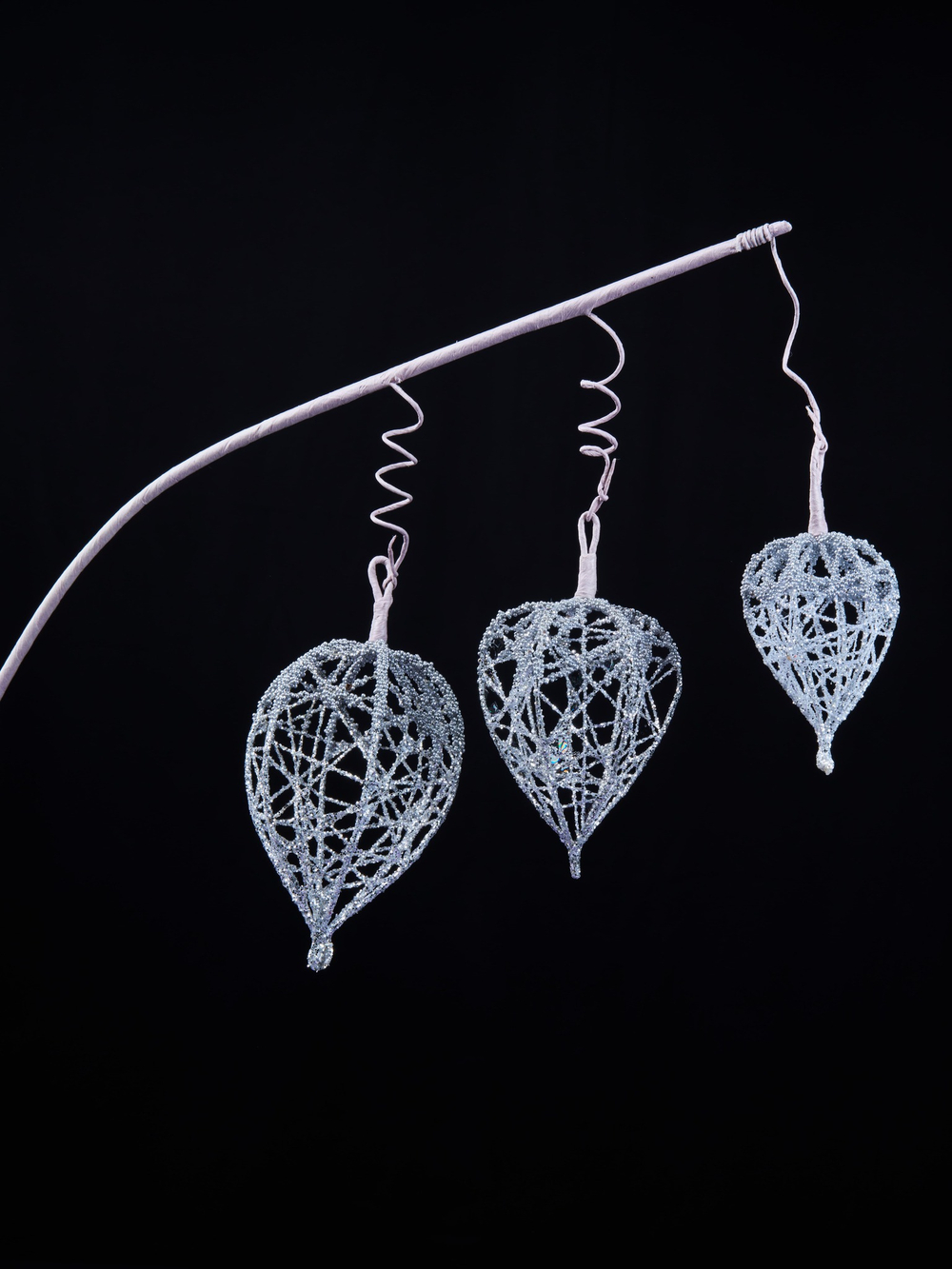 Веточка физалис 58см ChristmasDeLuxe серебро