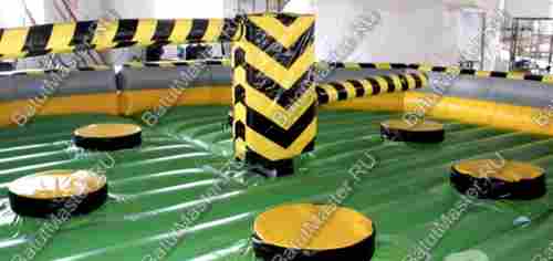 Коммерческая надувная игра "Увернись от палки" (Melt Down) 9*9*1.5 м