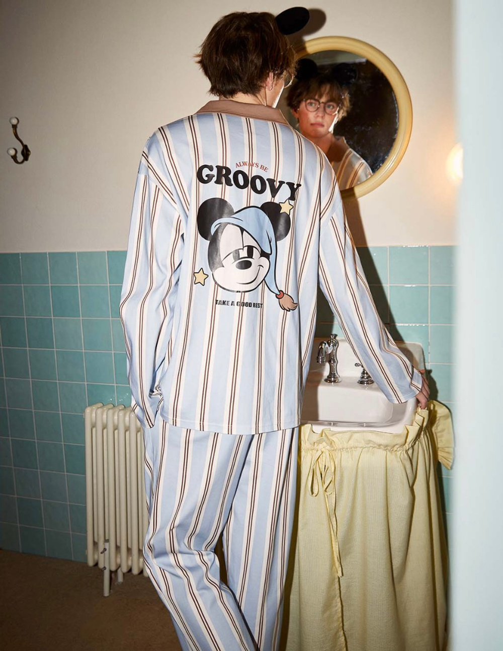 Пижама Disney «Mickey Mouse Groovy», голуб.