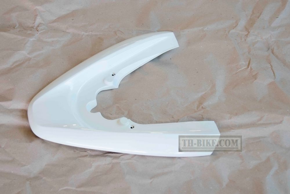 84150-KWN-900ZB. COVER, RR. GARB RAIL *NHA87P*