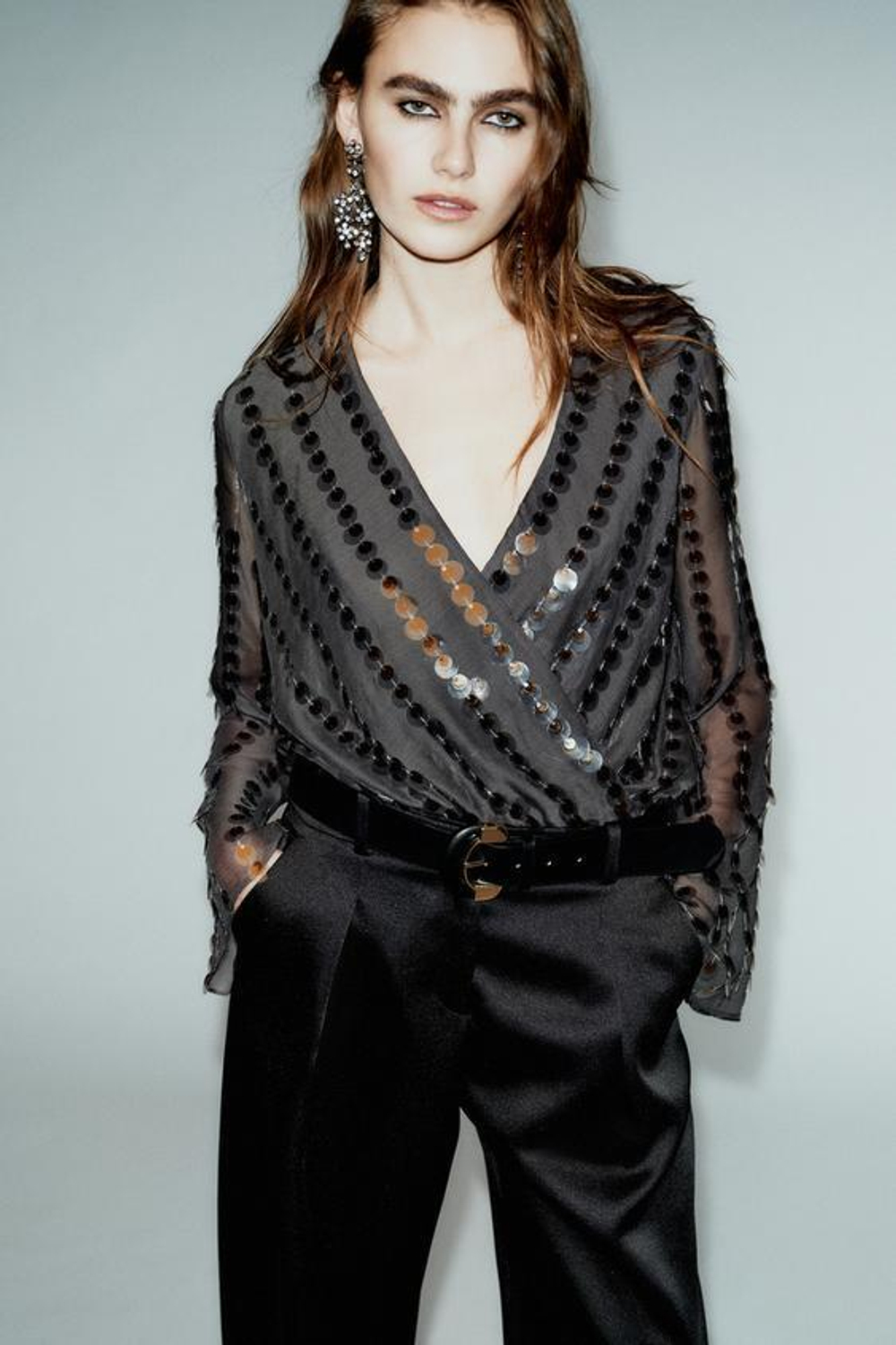 ZARA АТЛАСНЫЕ БРЮКИ BARREL С РЕМНЕМ, ЧЕРНЫЙ