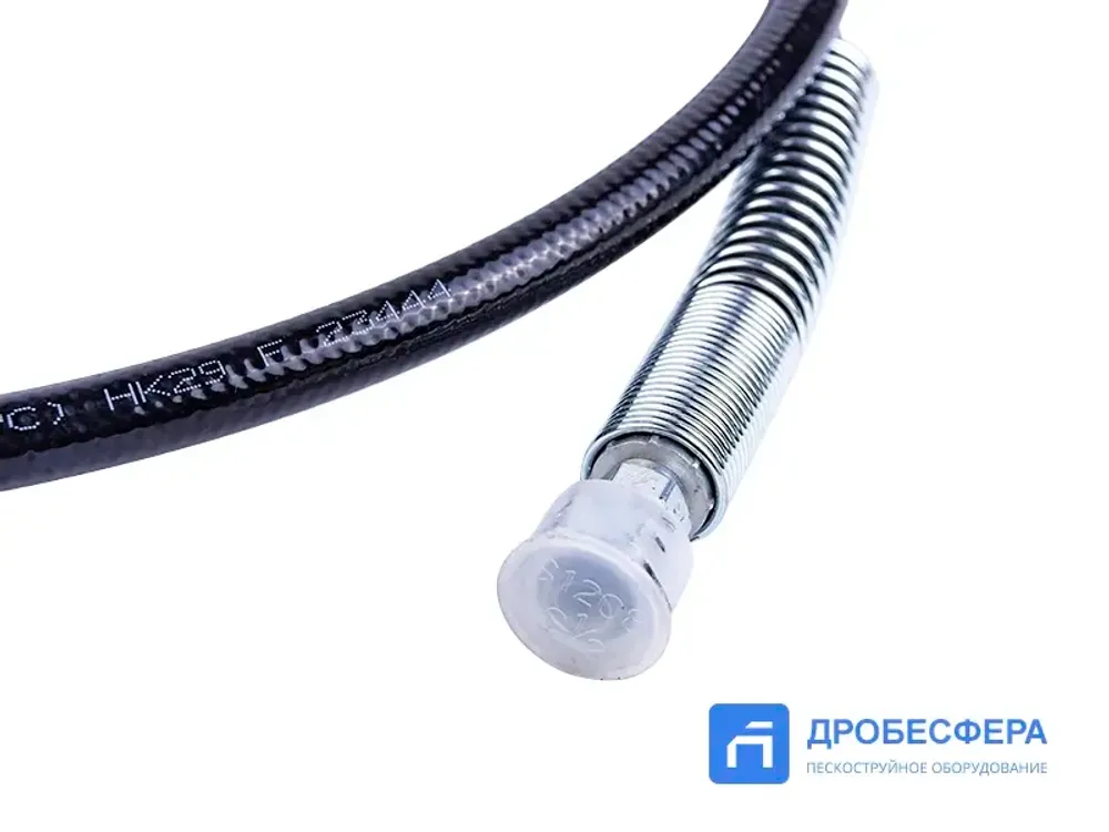 Шланг для окрасочного аппарата 500 бар 1.5 метра 1/4" чёрный арт. DP-637H01-1.5