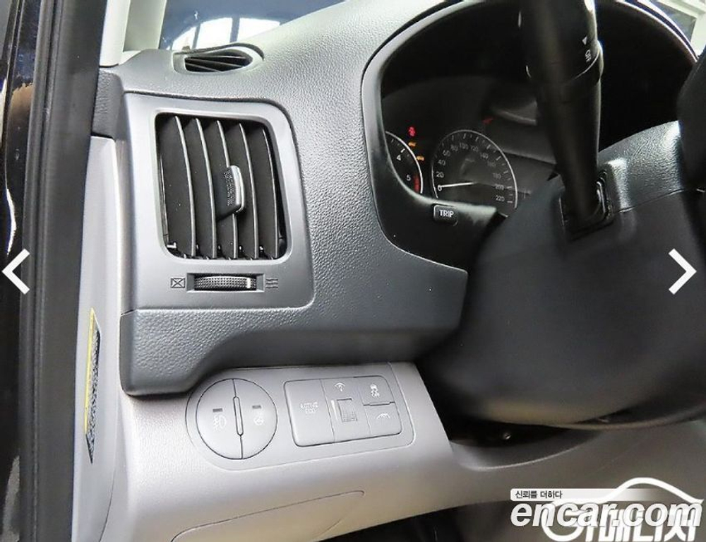 Hyundai The New Grand Starex Van 5-и местный (07.2020)